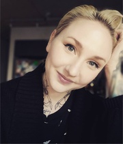 MADELEINE ROUX